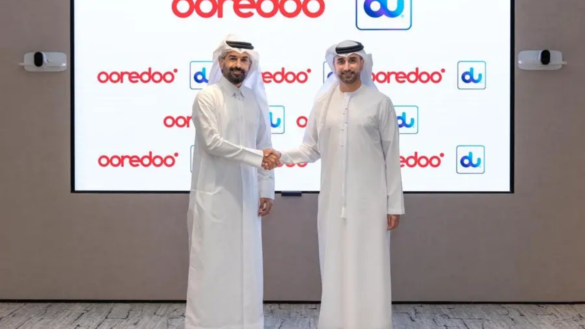 شراكة بين "أريدُ"و"دو" لإنزال "كابل الألياف الضوئية في الخليج" في الإمارات