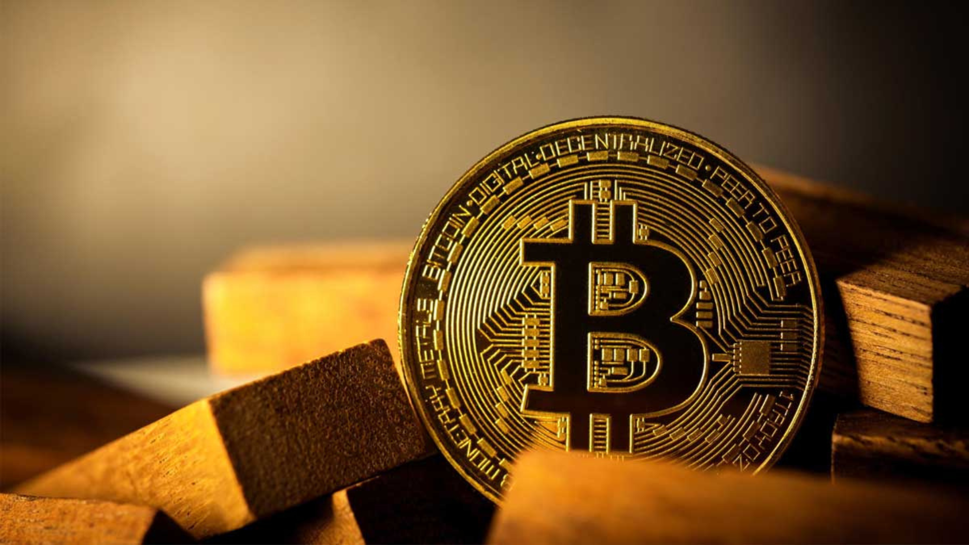 بيتكوين تتذبذب حول 80 ألف دولار وسط موجة تراجع في سوق العملات المشفرة