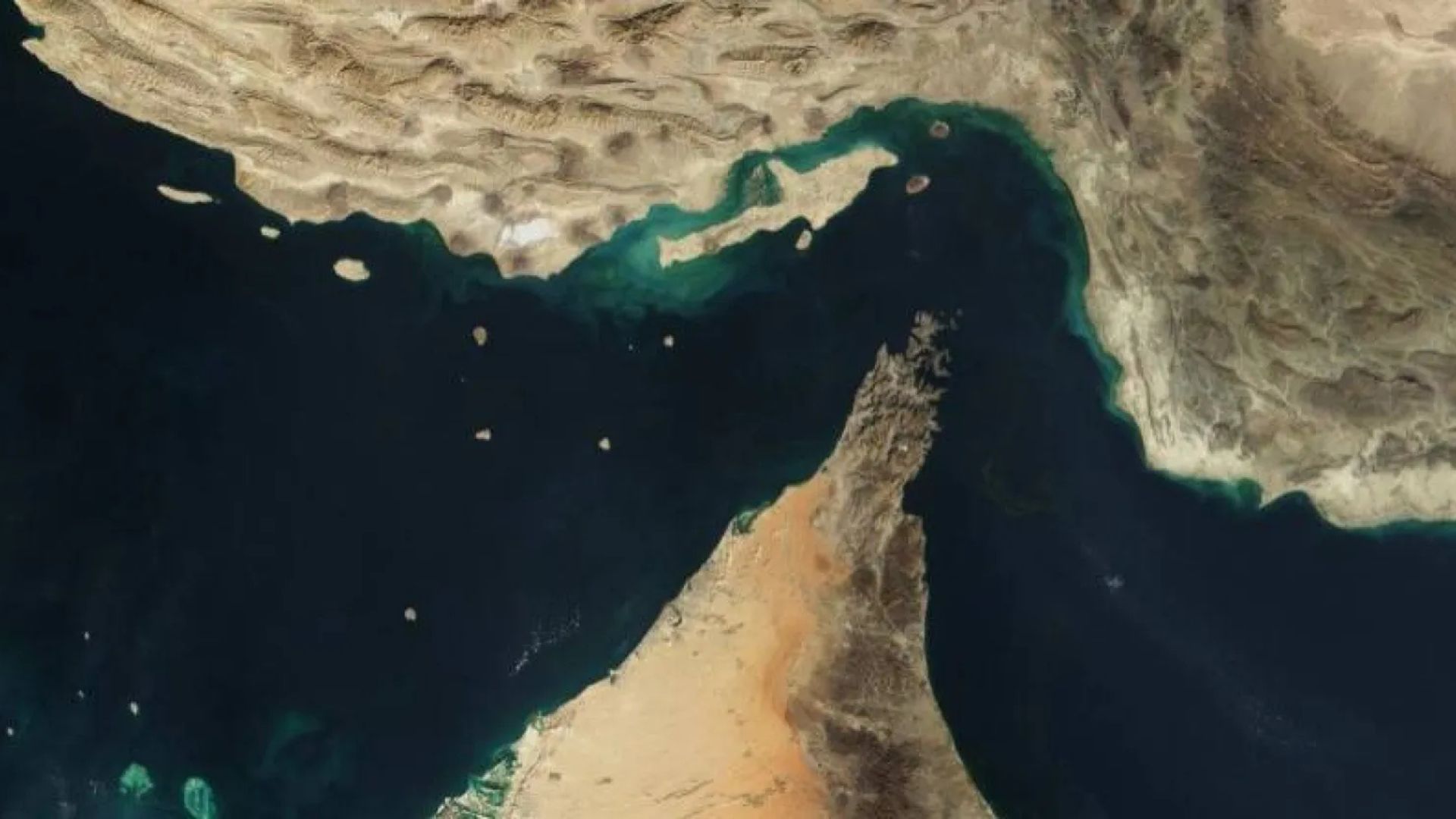 اتفاق سلام مقترح يفتح هرمز ويحرر 25 مليار دولاراً من الأصول الإيرانية