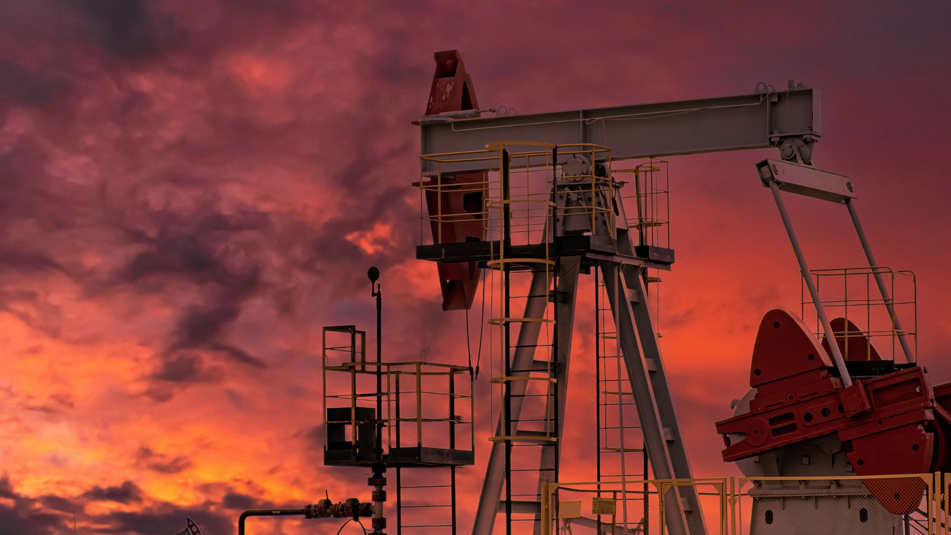 تراجع النفط بأكثر من 4% مع تصاعد الخلاف بين طهران وواشنطن