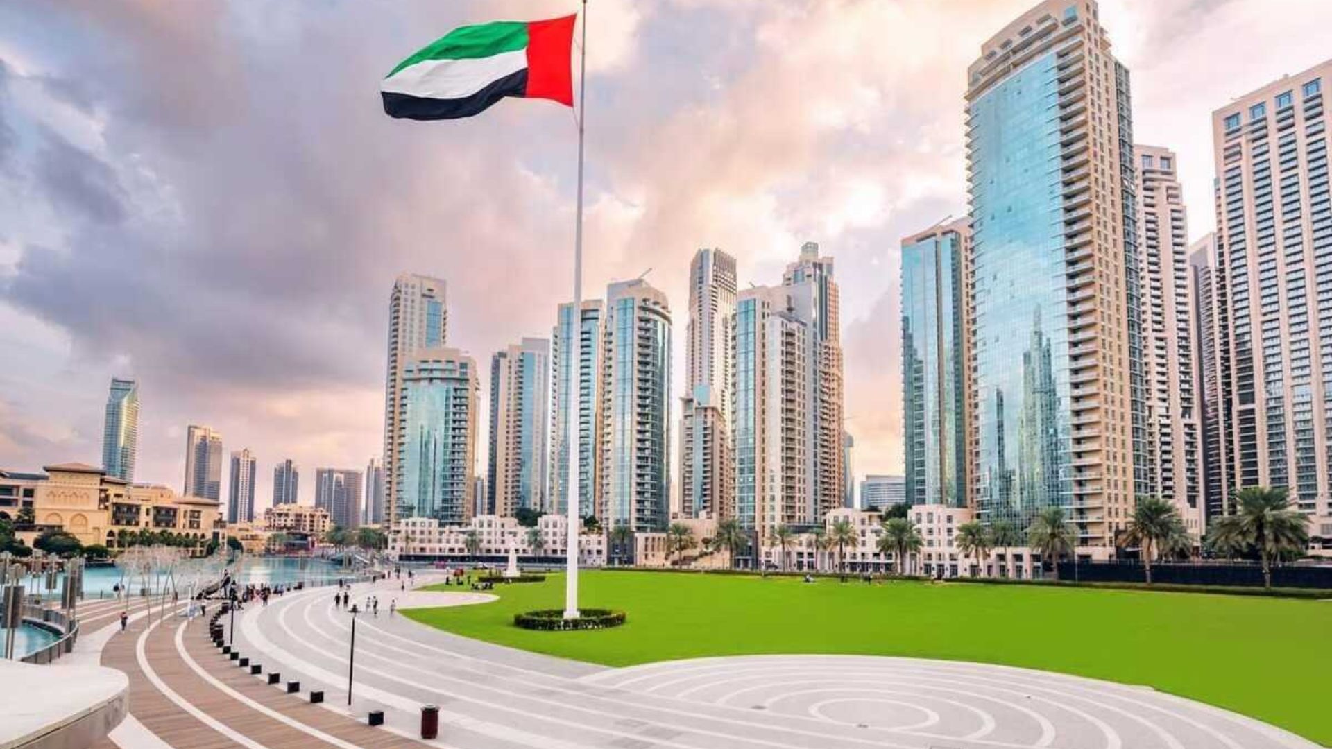 نمو طفيف للقطاع غير النفطي في الإمارات خلال مايو