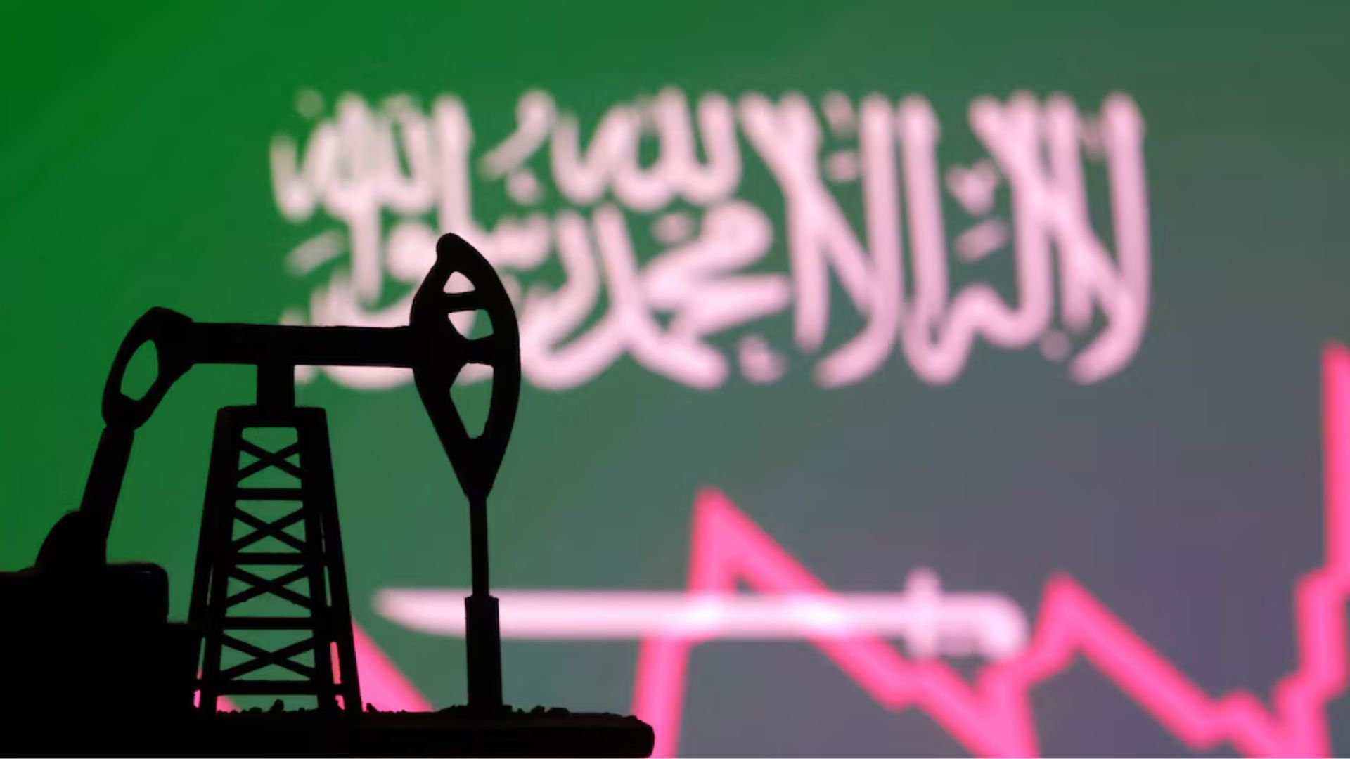 السعودية تخفض سعر الخام لآسيا للشهر الثاني