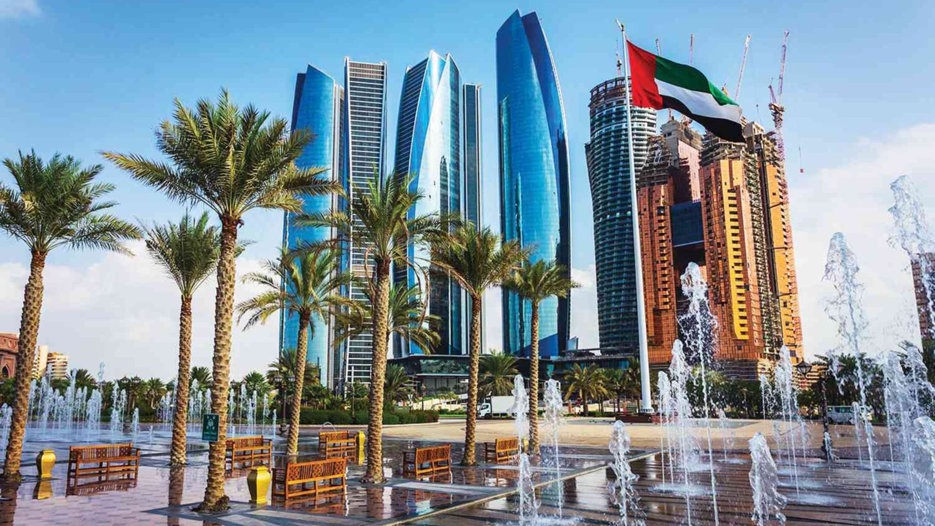 الإمارات تثبت سعر الفائدة عند 3.65% بعد قرار الفدرالي