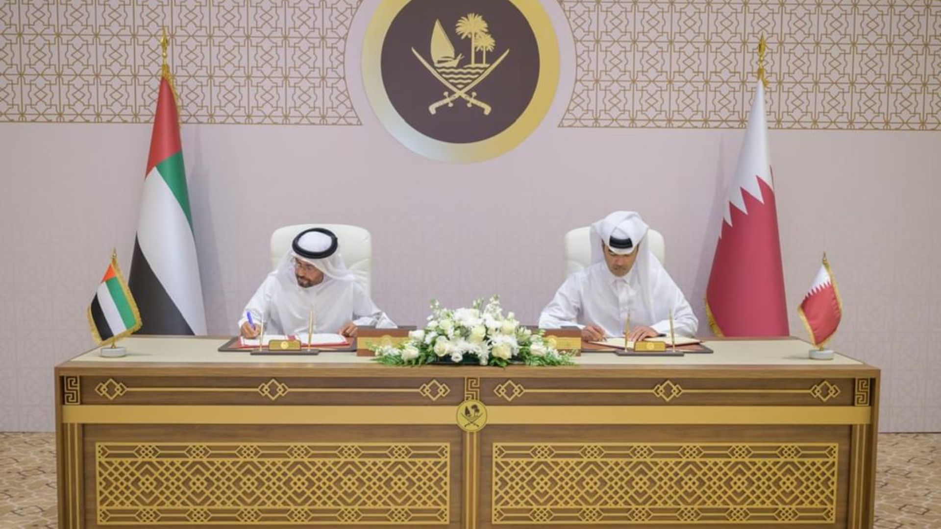 مذكرة تفاهم بين الإمارات وقطر لتعزيز حماية البيانات في المشاريع الأمنية