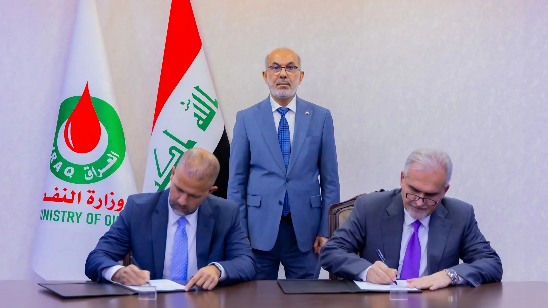 هاليبرتون توسع حضورها في العراق عبر عقد لإدارة حقلين نفط