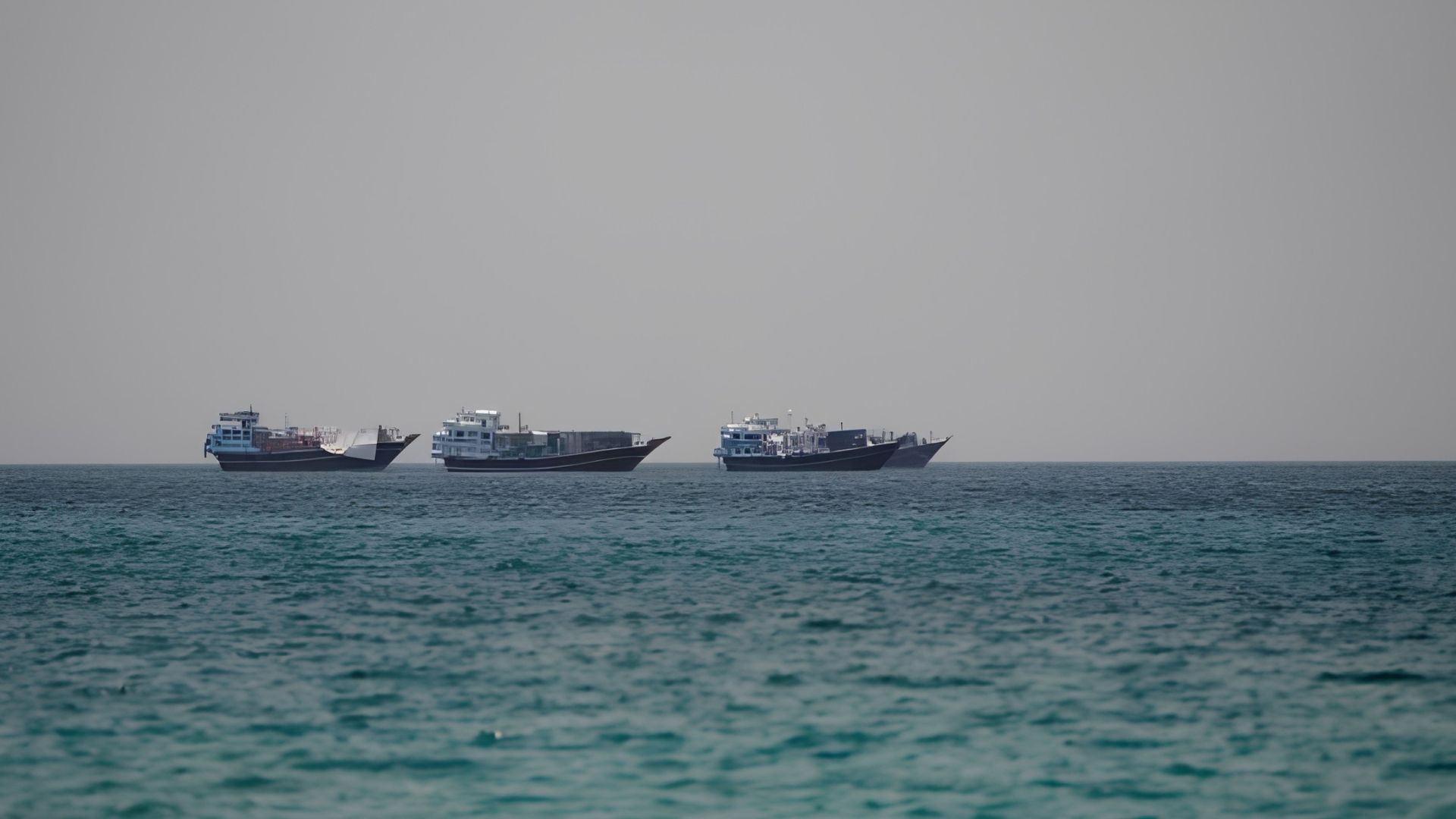 سفن نفط يابانية محملة بالخام السعودي تعبر مضيق هرمز