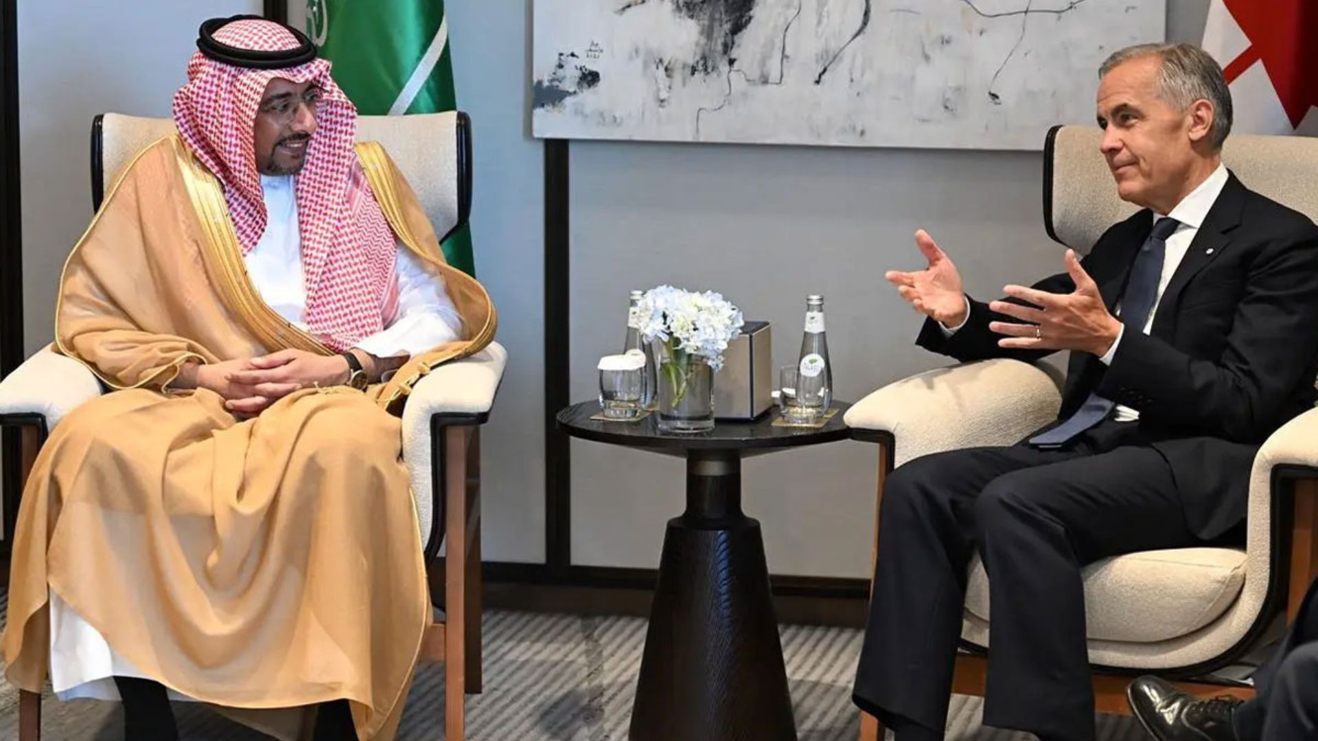 السعودية وكندا تبحثان شراكات أوسع في الصناعة والتعدين