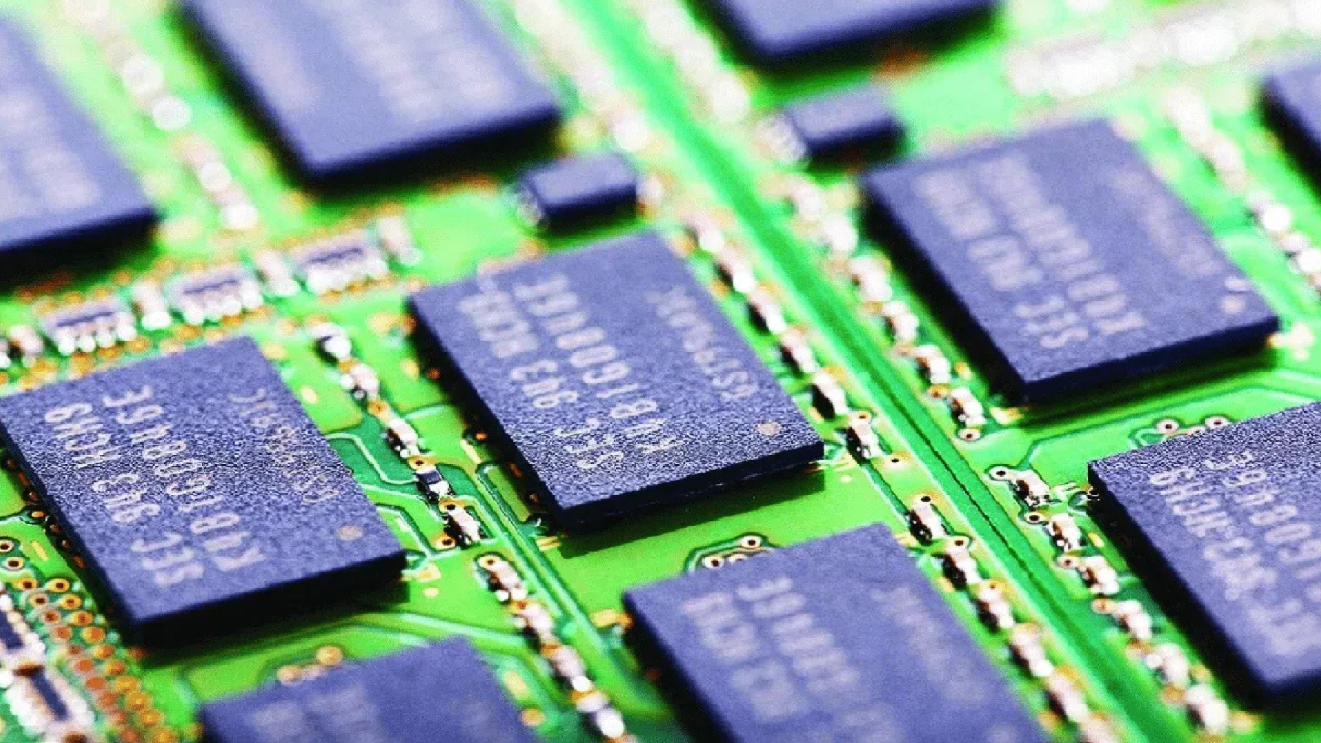 خسائر الأسواق العالمية تتسارع بفعل موجة بيع أسهم الرقائق