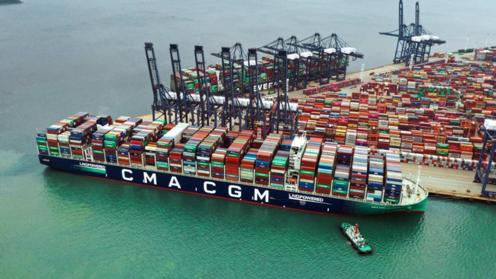 شركة "CMA CGM" للشحن البحري تعتزم فرض رسوم وقود طارئة بدءاً من أغسطس