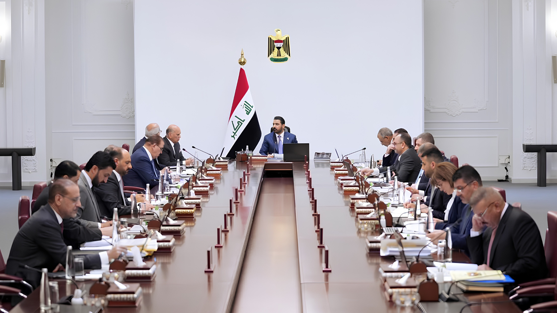 العراق يقر مشروع أنبوب نفطي إلى سوريا ويعزز التعاون المائي مع تركيا