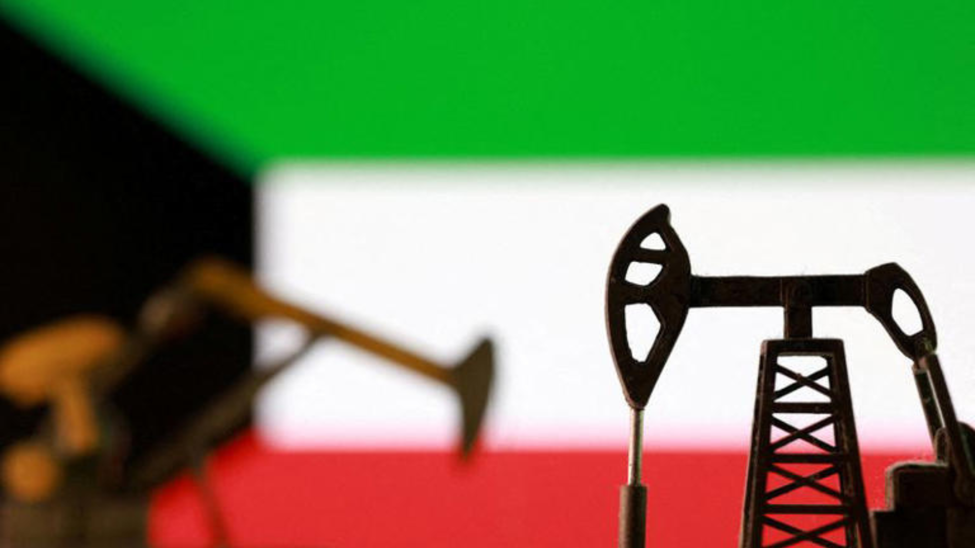 الكويت ترفع إنتاج النفط إلى 1.97 مليون برميل يومياً في يوليو