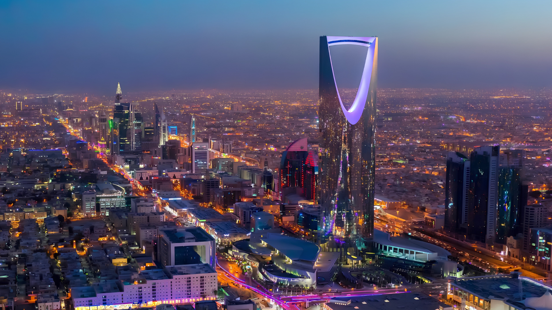 تباطؤ محدود في مؤشر مديري المشتريات السعودي إلى 53.1 نقطة في يوليو 