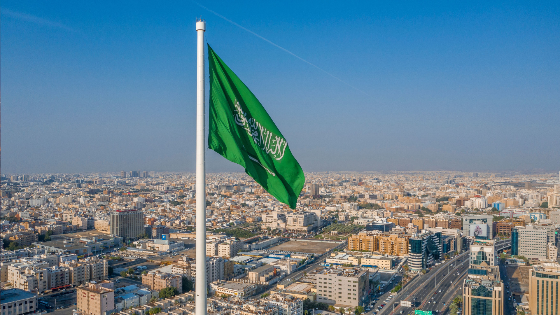 الطلب يدعم نمو القطاع غير النفطي في السعودية خلال يوليو رغم تراجع مبيعات التصدير