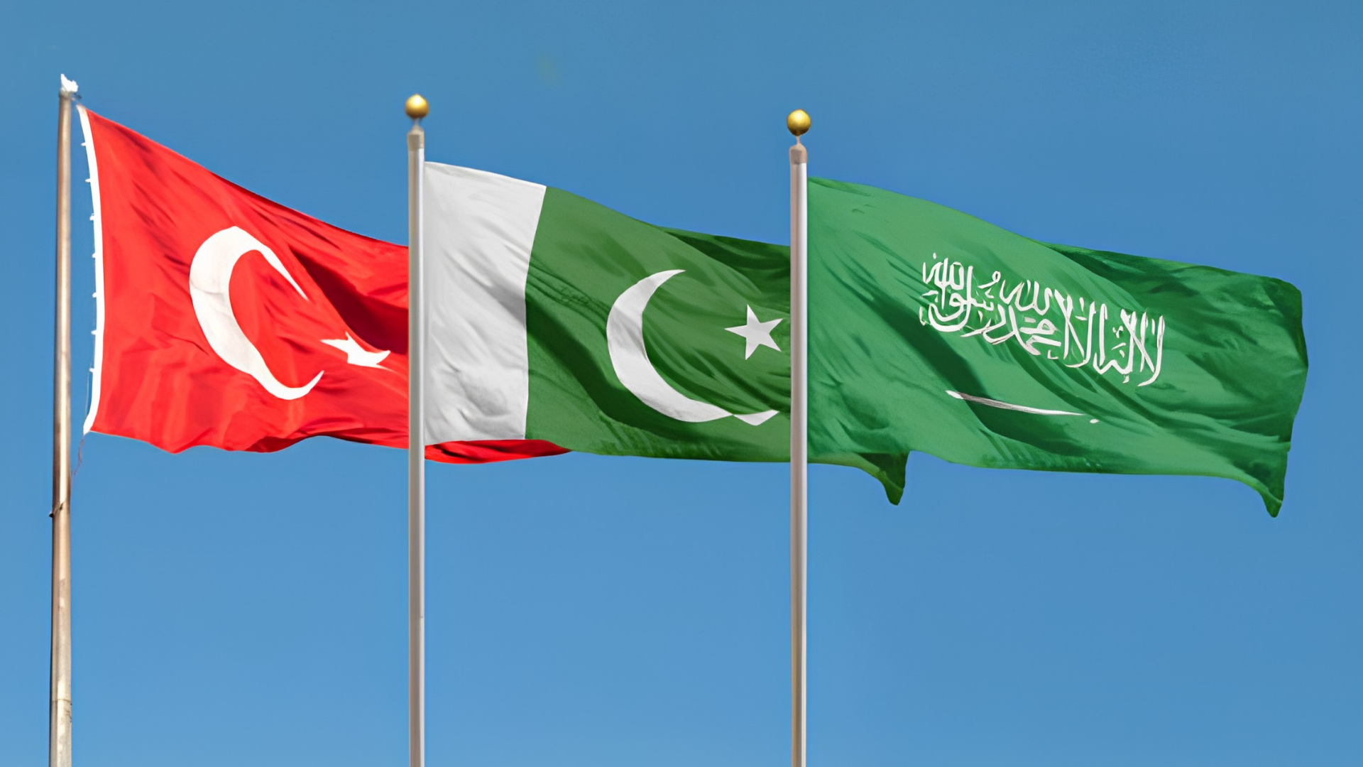 تركيا تريد توسيع نطاق اتفاقية الدفاع مع باكستان والسعودية