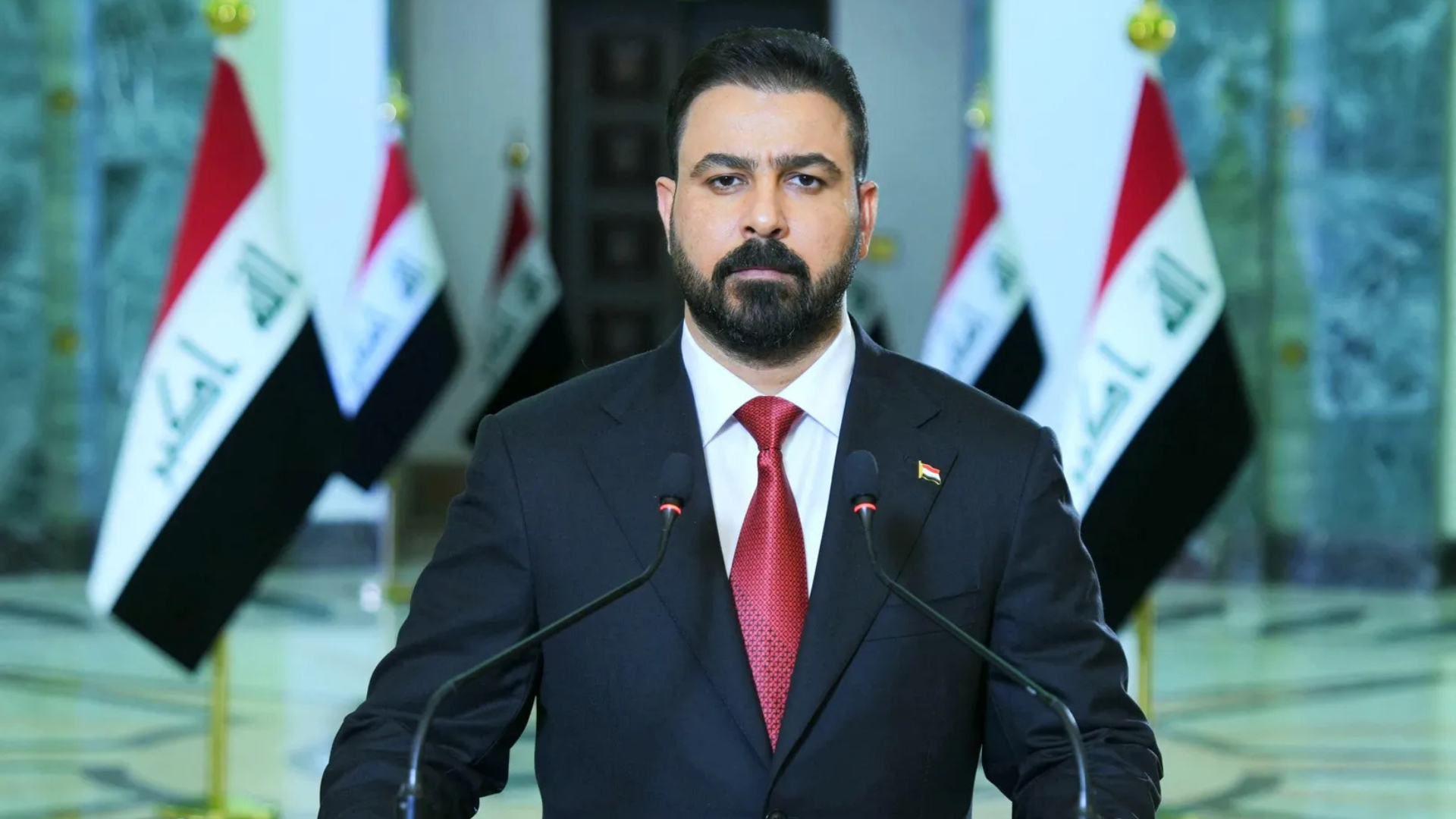 رئيس وزراء العراق يدعو شركات النفط العراقية إلى زيادة معدلات الإنتاج والتصدير