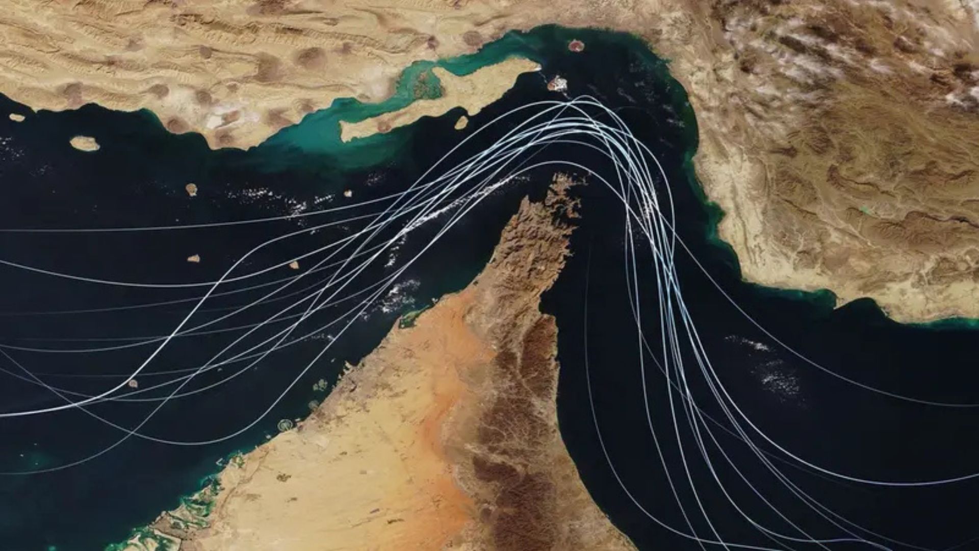 أكسيوس عن مسؤولين أميركيين: الجيش الأميركي أقام ممرا ملاحيا في هرمز لنقل ملايين البراميل من النفط يوميا