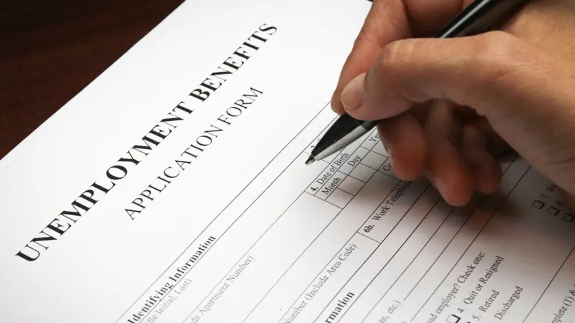 طلبات إعانة البطالة في أميركا تنخفض إلى 206 آلاف الأسبوع الماضي