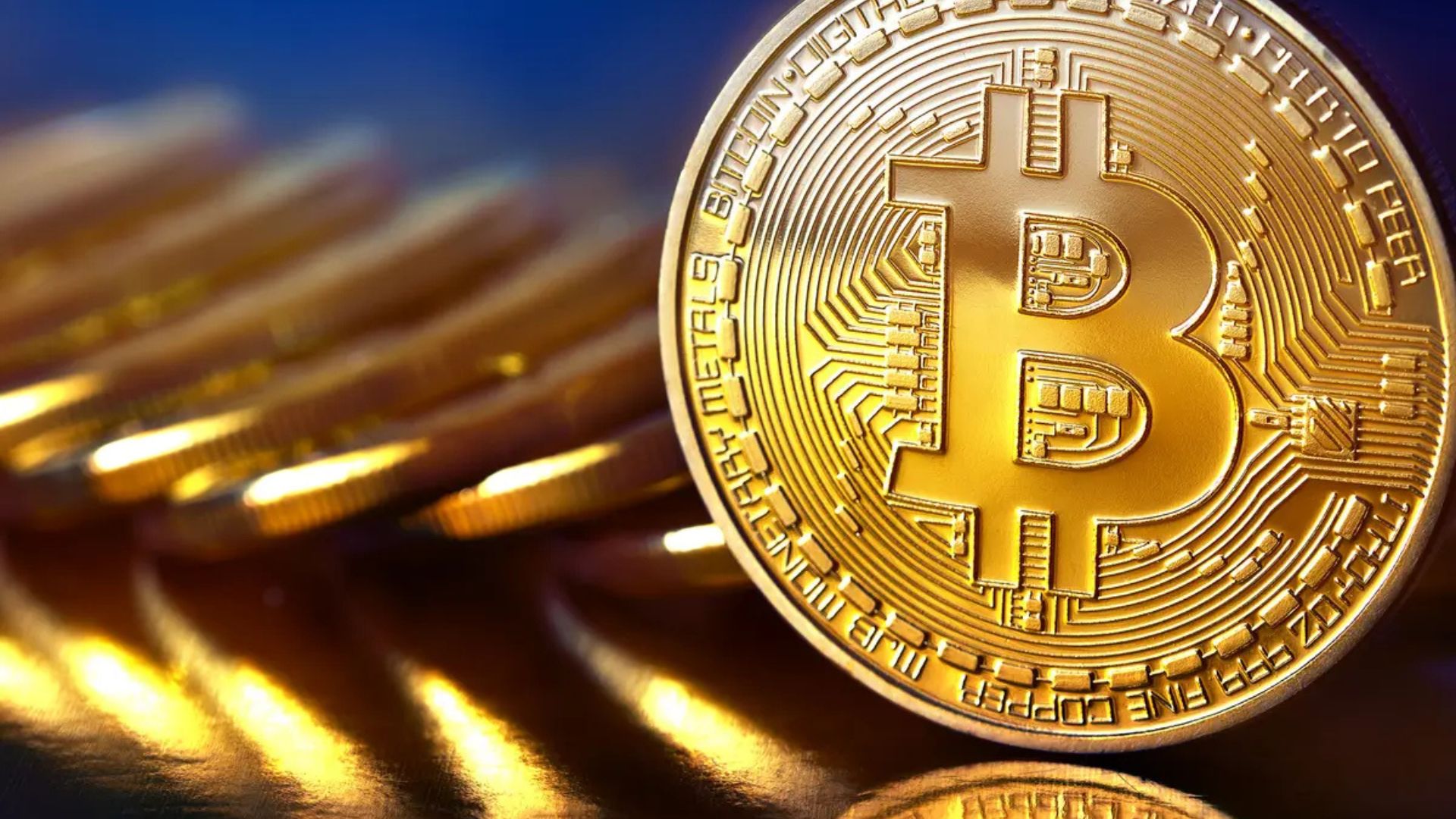 بتكوين تقترب من 80 ألف دولار وسط مخاوف بشأن الضغوط المالية الأميركية