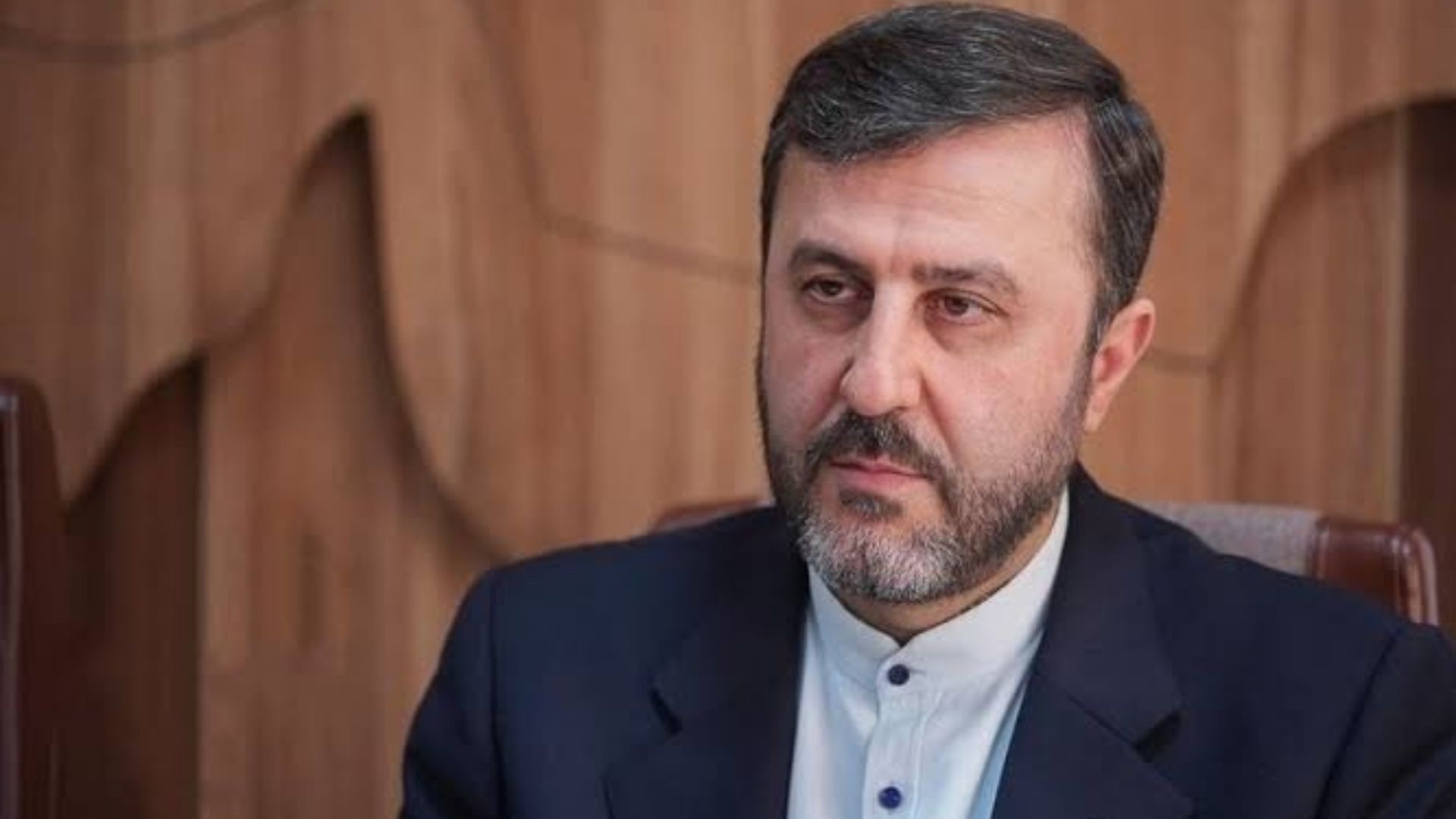 نائب وزير خارجية إيران: توصلنا لتفاهم مع سلطنة عمان بشأن مضيق هرمز