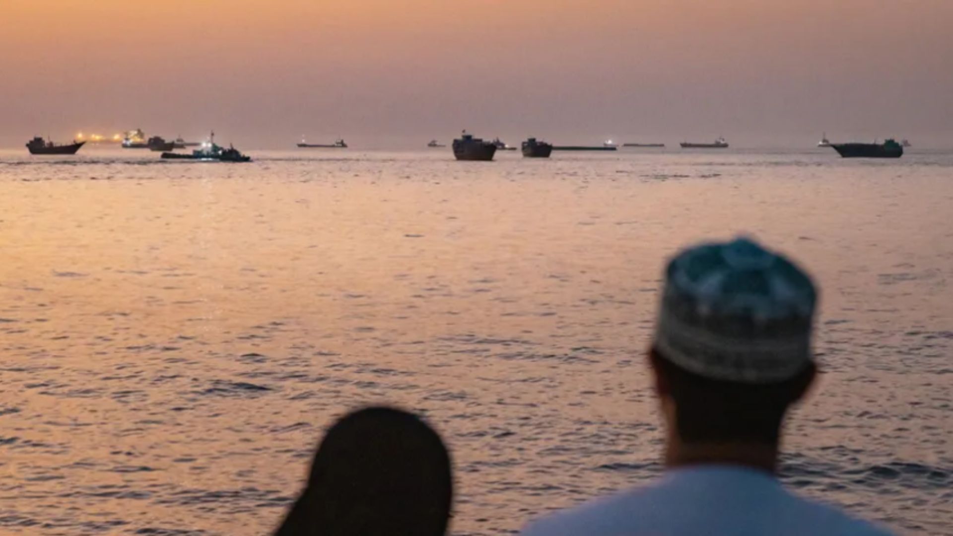 الكويت تصدر مليون برميل نفط يوميا عبر مضيق هرمز 