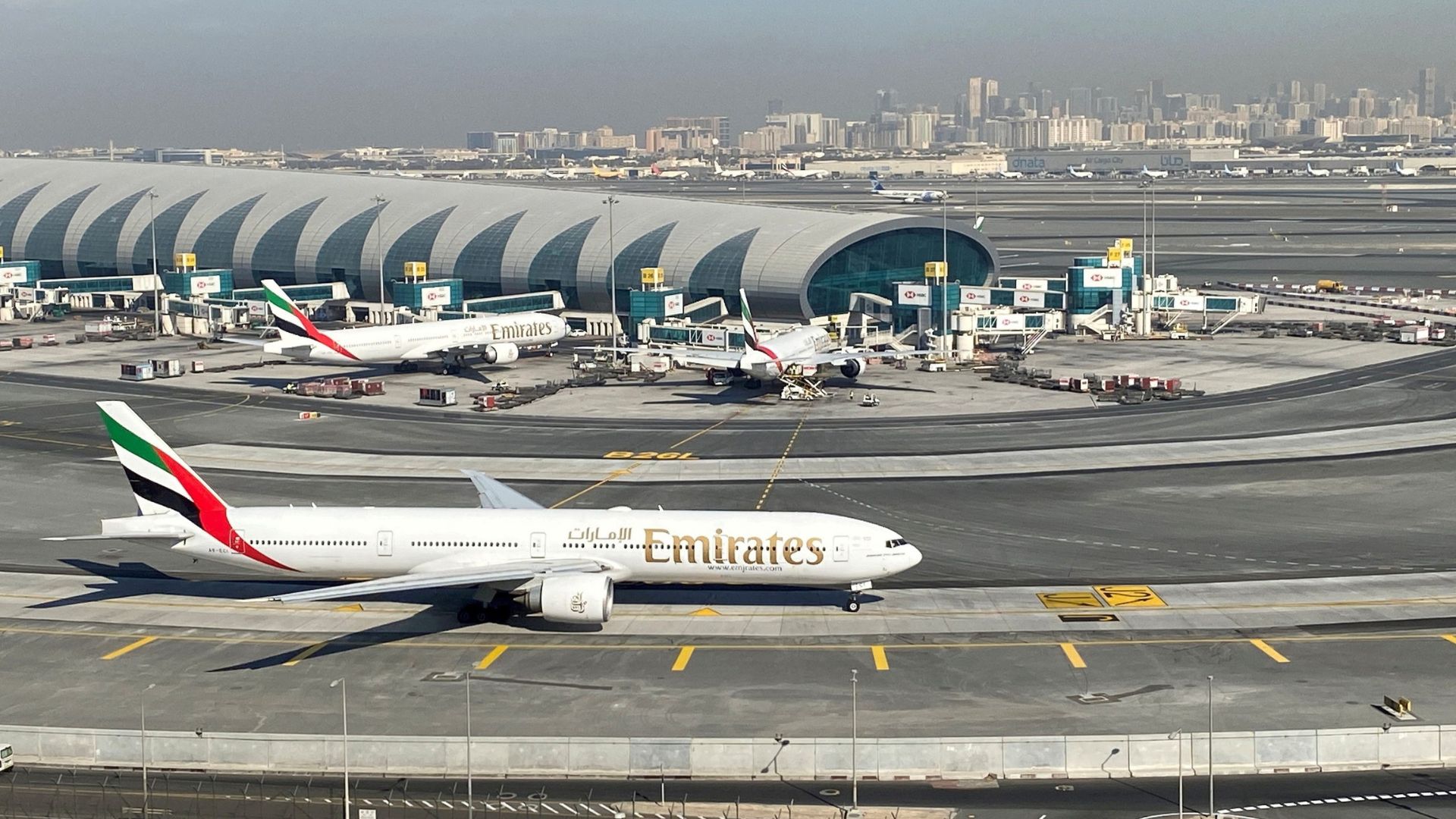 الرئيس التنفيذي لمطارات دبي: نتوقع وصول عدد المسافرين في 2026 إلى 70 مليونا