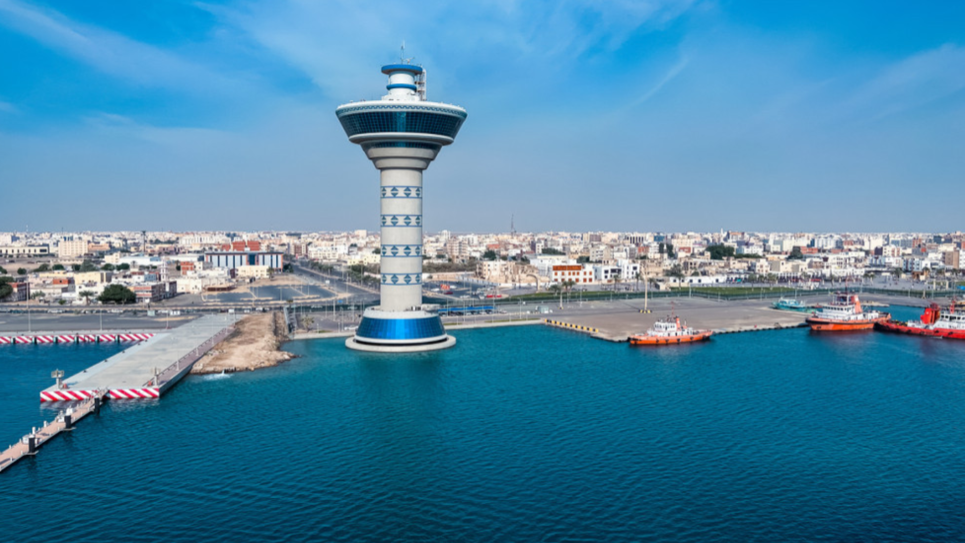 تعليق تحميل النفط في ميناء ينبع السعودي بعد الهجوم على خط الأنابيب شرق-غرب