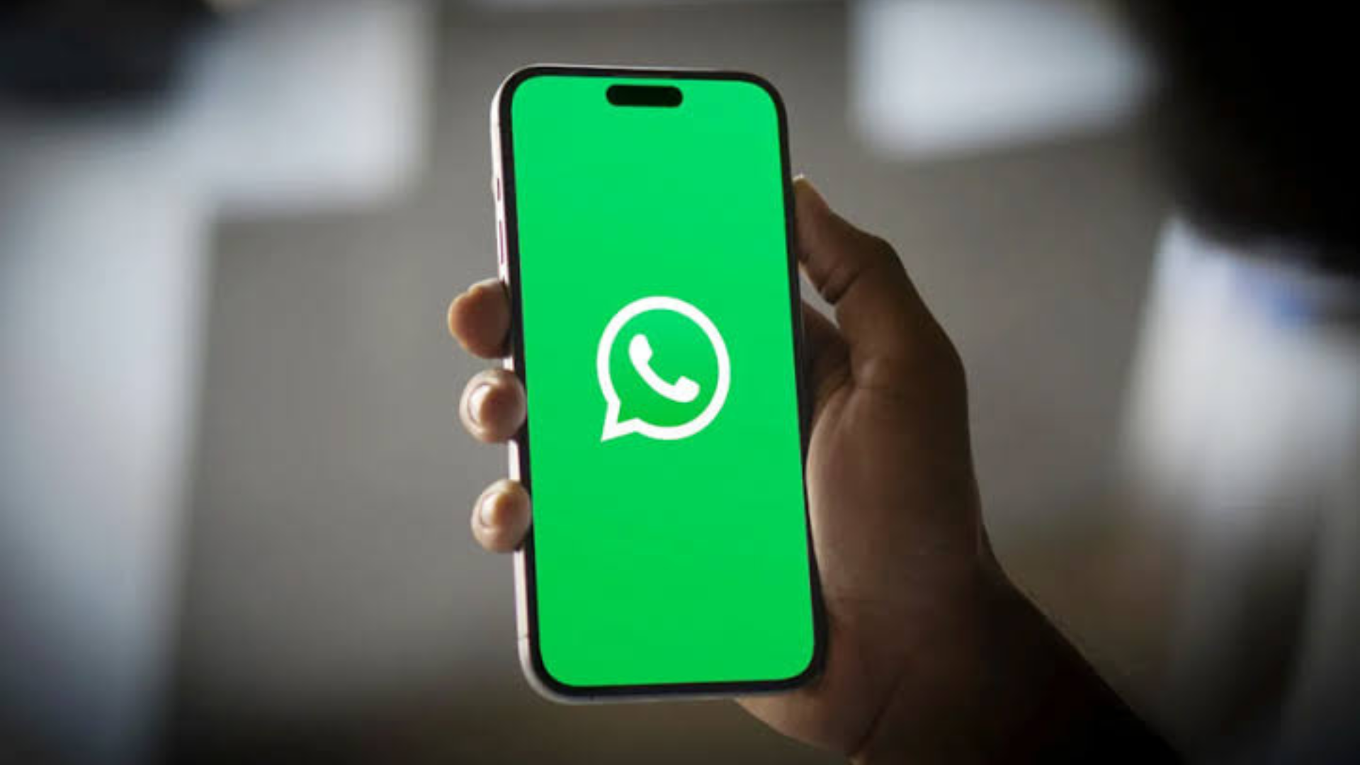 تطبيق واتساب يختبر ميزة لتحويل الكلام إلى رسائل نصية دون اتصال بالإنترنت