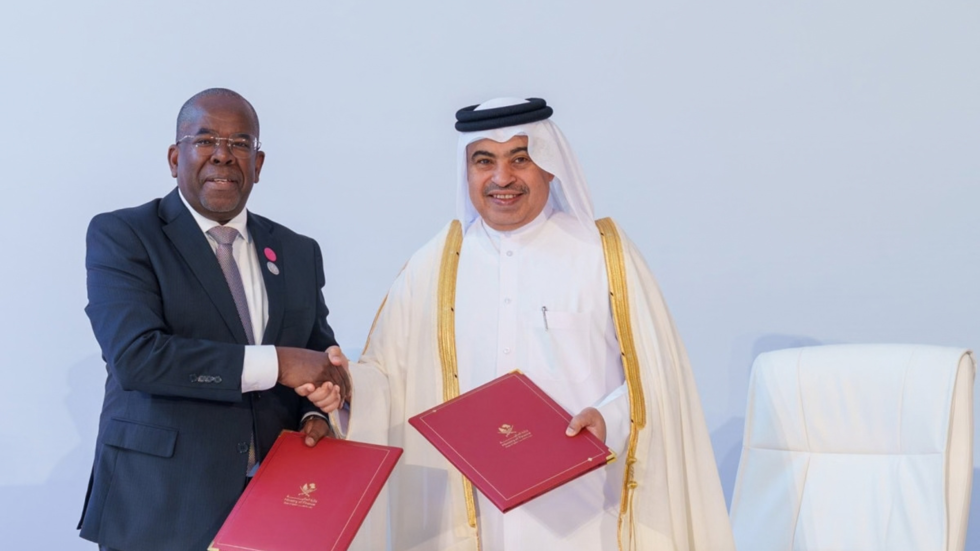 قطر وتنزانيا توقعان اتفاقية لتجنب الازدواج الضريبي ومنع التهرب الضريبي