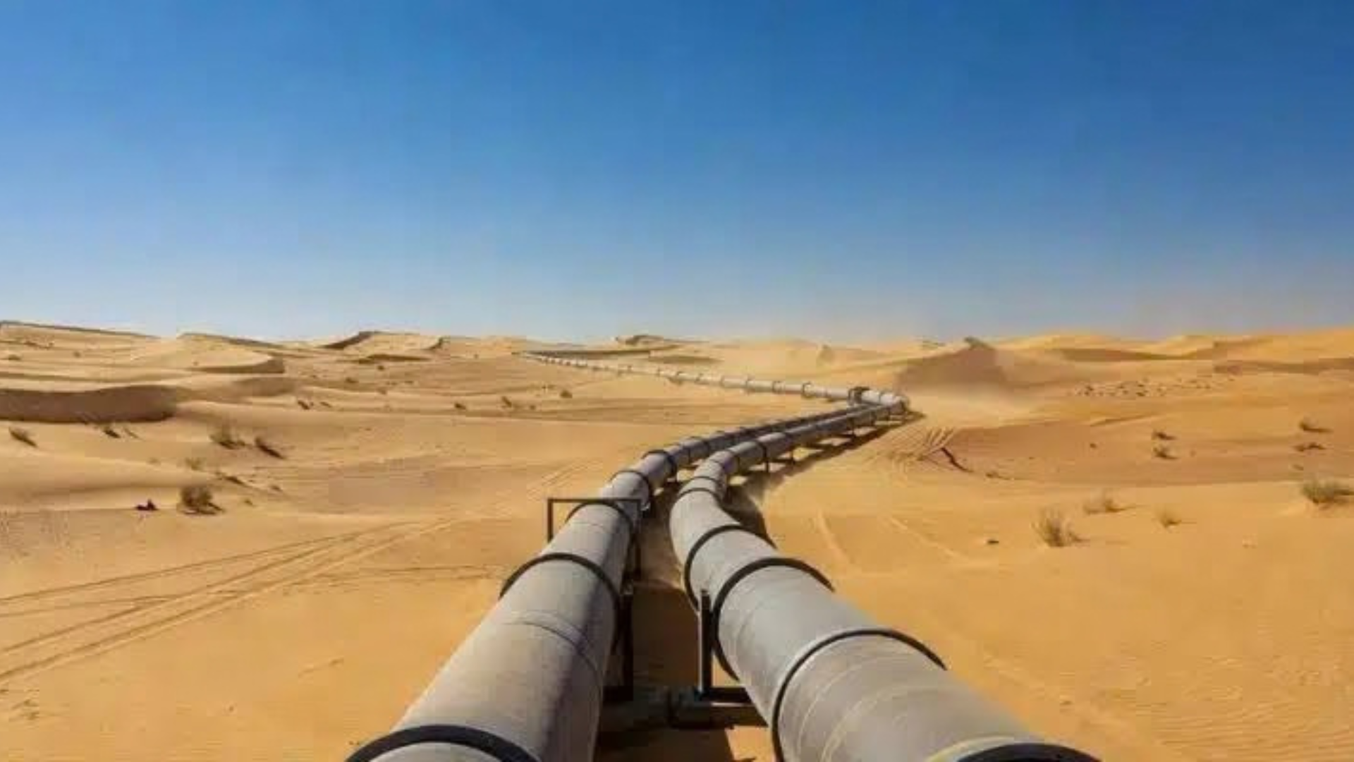 خط أنابيب "شرق-غرب" السعودي ينقل النفط بشكل طبيعي