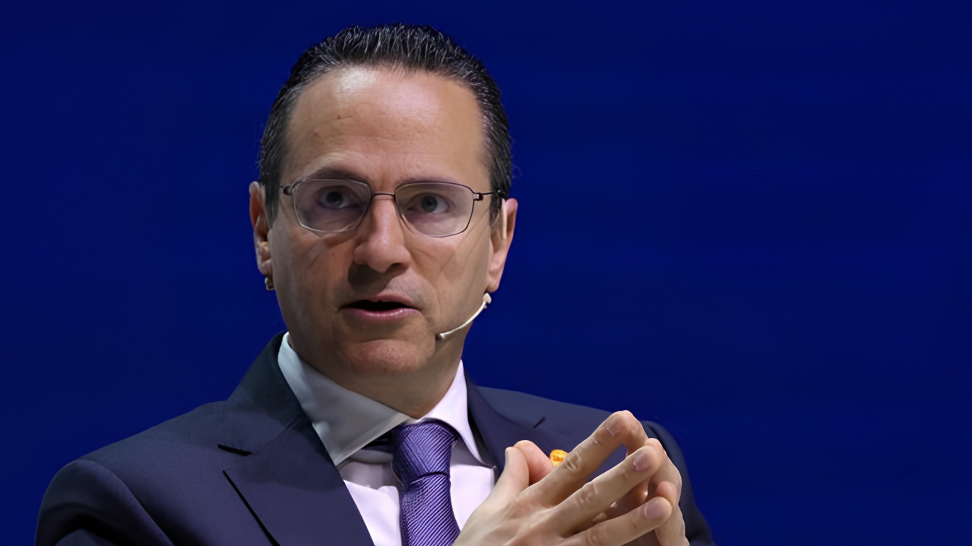 الرئيس التنفيذي لشل: وصلنا الآن إلى أكثر من 80% تقريبا من مستويات صادرات الطاقة من الشرق الأوسط التي كانت قائمة قبل الحرب