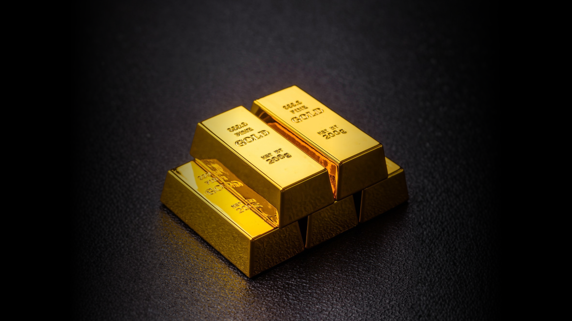 الذهب يتعافى من أدنى مستوياته في أسبوع بفضل تراجع الدولار