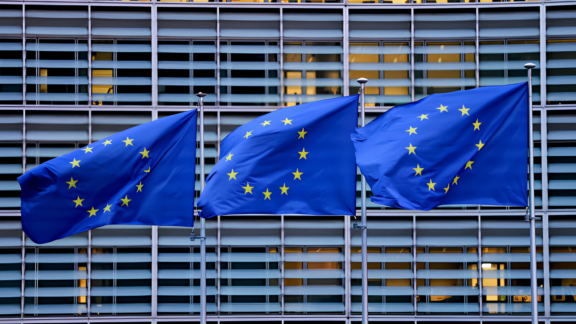 قمة للاتحاد الأوروبي اليوم الخميس تبحث مشروع الميزانية والعلاقات التجارية مع الصين وحرب أوكرانيا