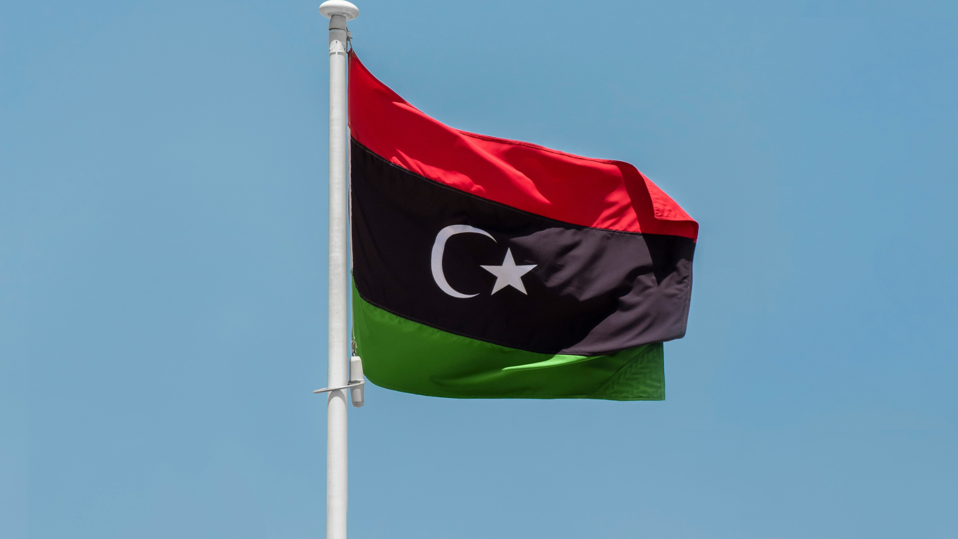 النفط الليبية تطالب بتحقيق رسمي في بيانات المصرف المركزي بشأن الإيرادات