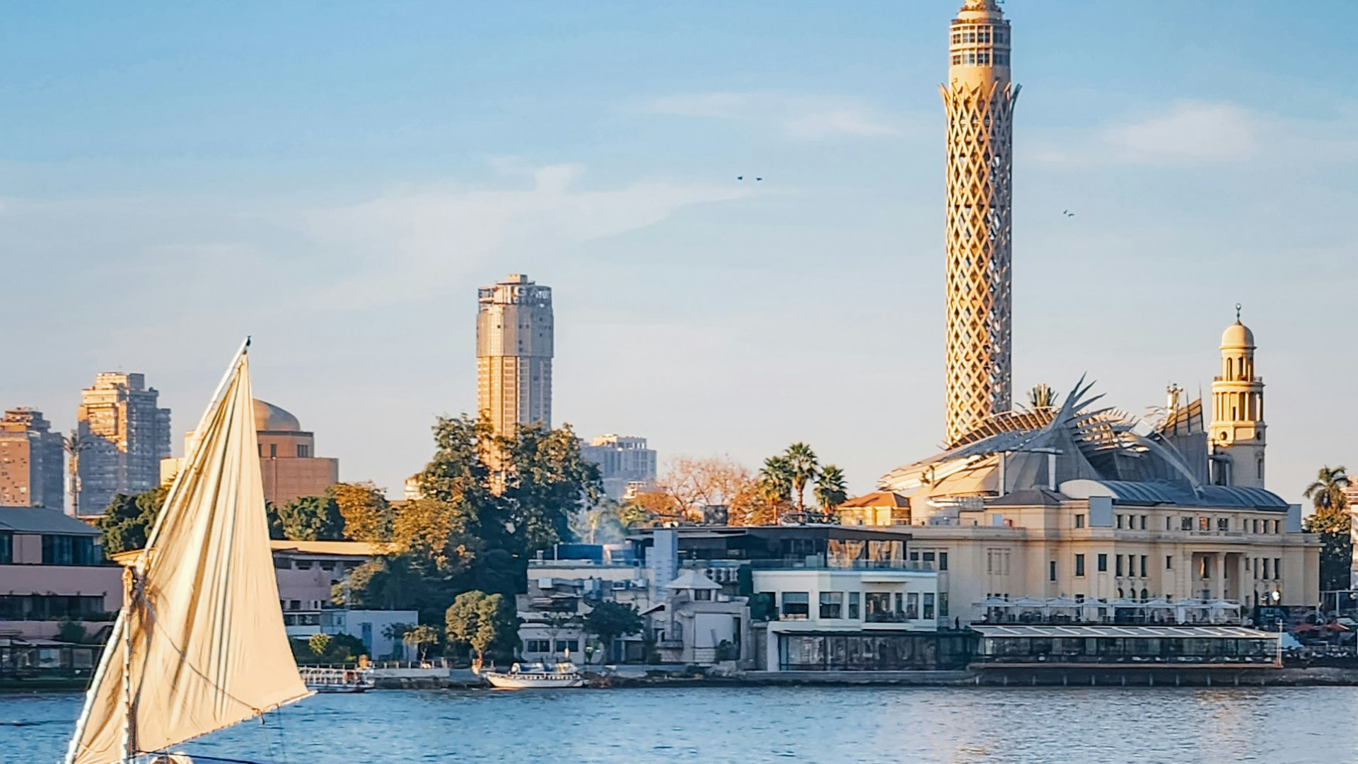 مصر تخطط لضخ أكثر من 5 تريليونات جنيه في إنشاء 9 مناطق استثمارية