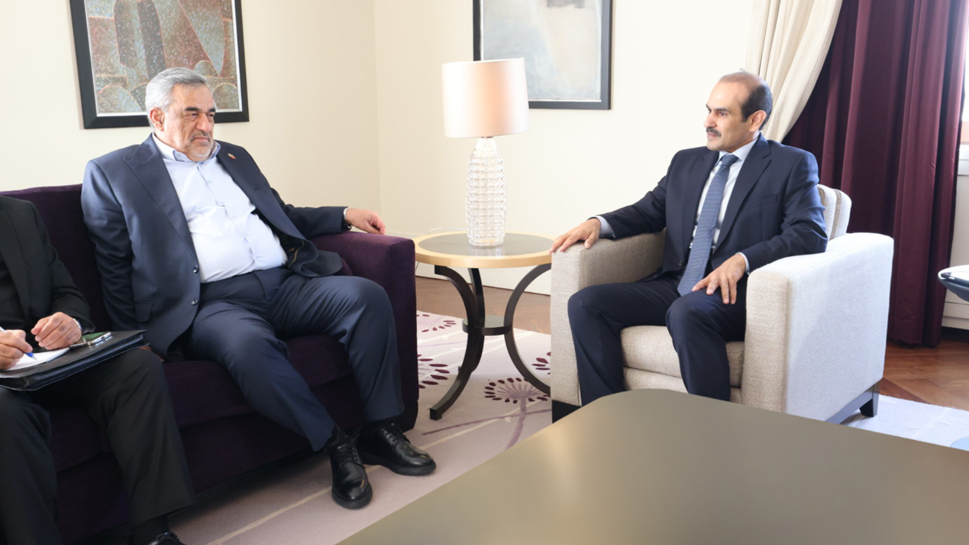 وزير الدولة لشؤون الطاقة القطري يجتمع مع وزير النفط بالوكالة الإيراني على هامش اجتماع المجلس الوزاري الثامن والعشرين لمنتدى الدول المصدرة للغاز